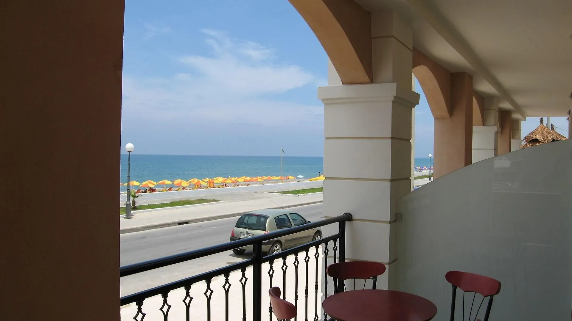 Blue Sky Hotel Apartments Rethymno Aparthotel