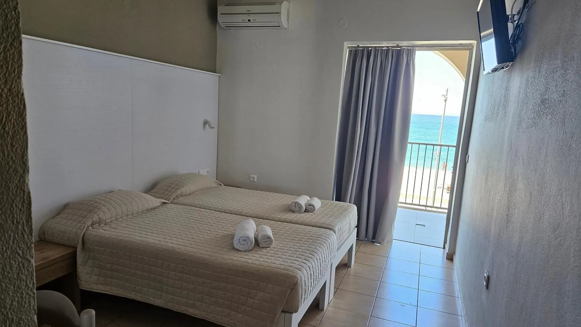 Blue Sky Hotel Apartments Rethimnon Aparthotel