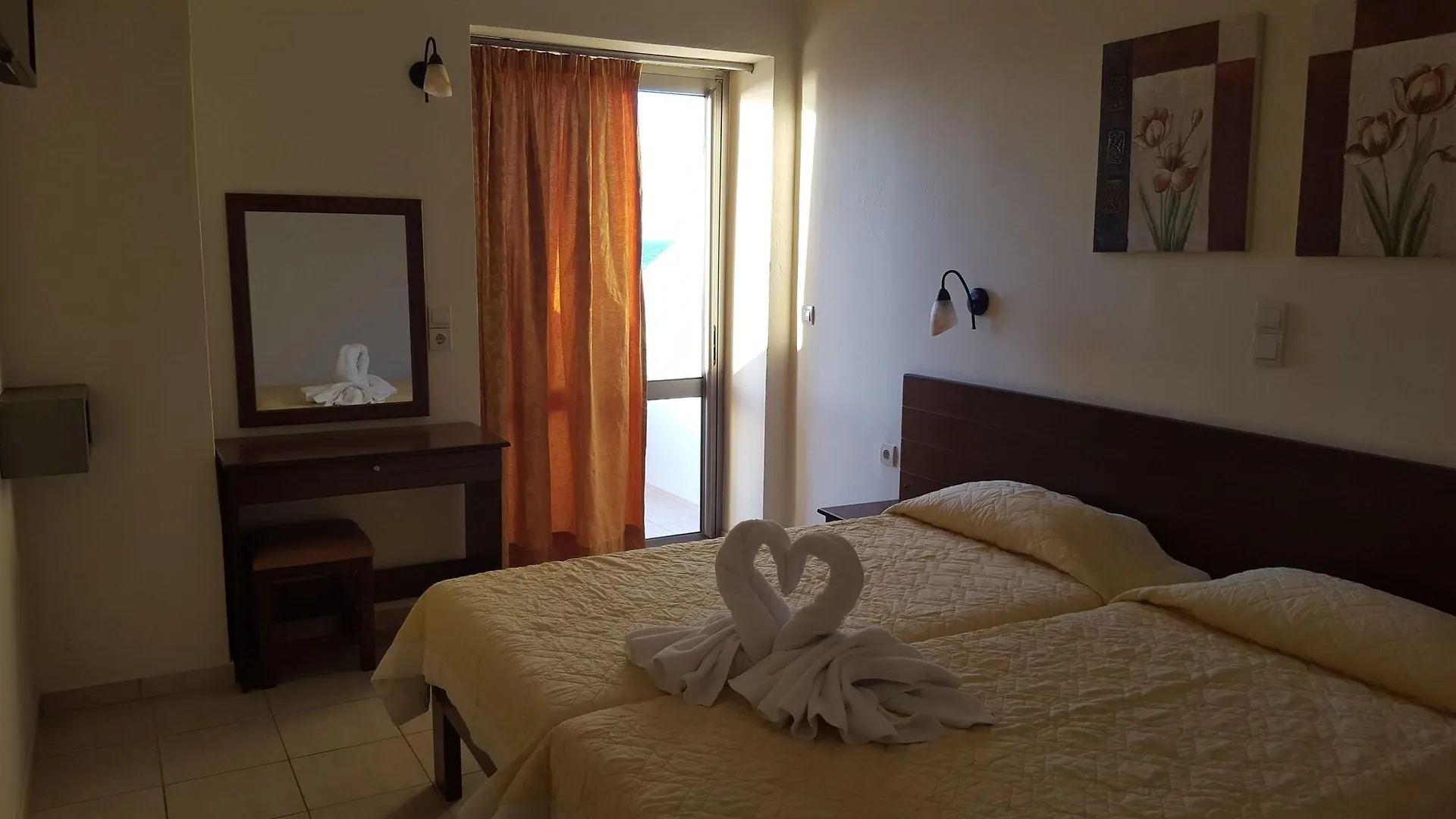 Blue Sky Hotel Apartments Rethymno Aparthotel