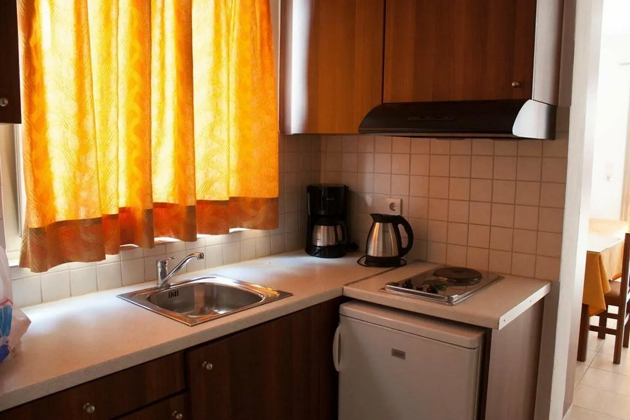 Blue Sky Hotel Apartments Rethymno 3*,  Řecko