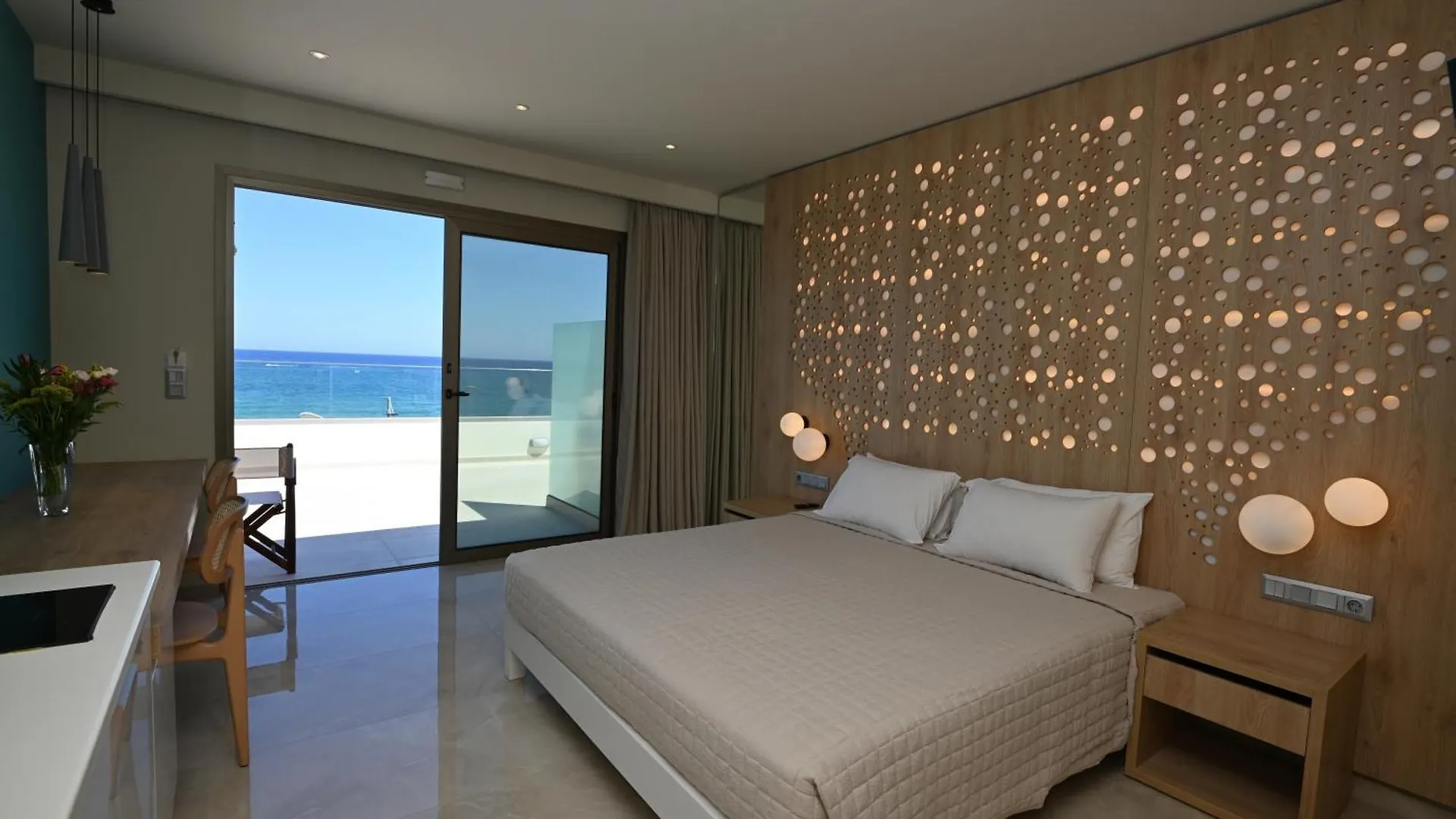 Blue Sky Hotel Apartments Rethymno